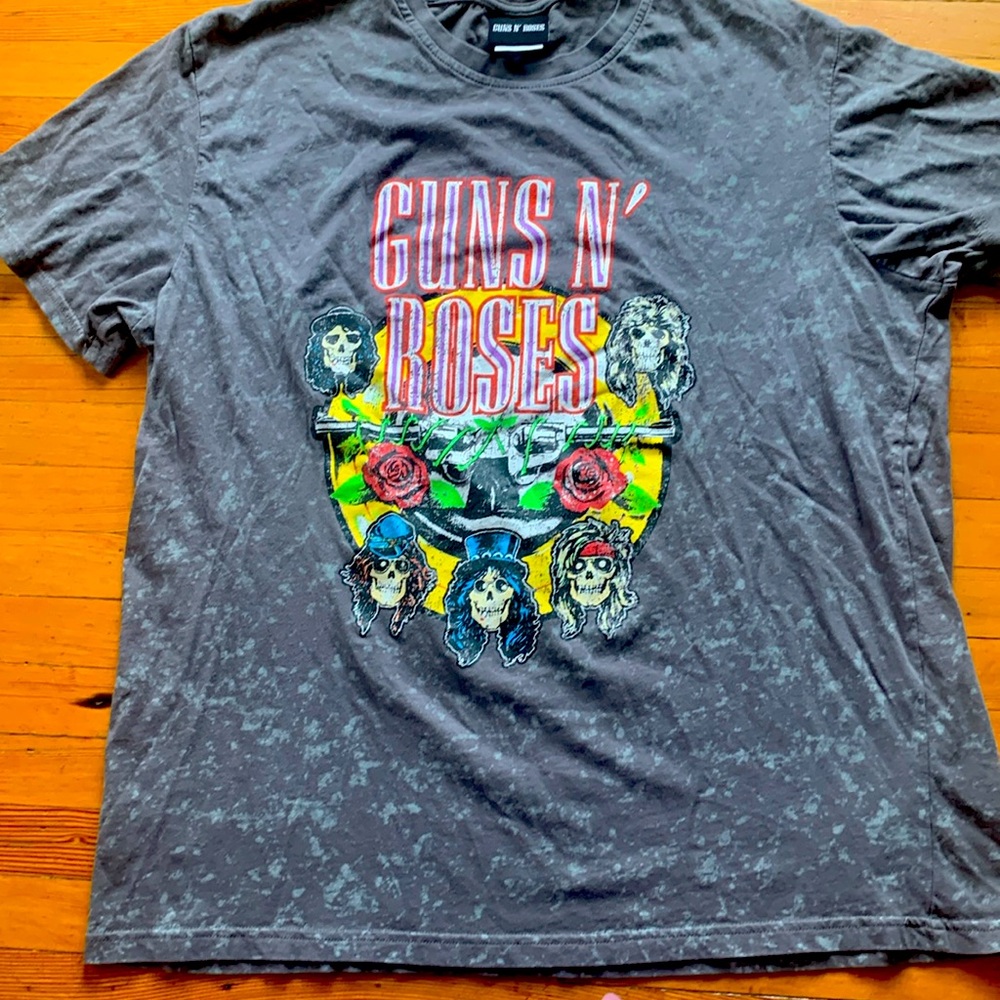 Licensed Guns N’ Roses T-shirt